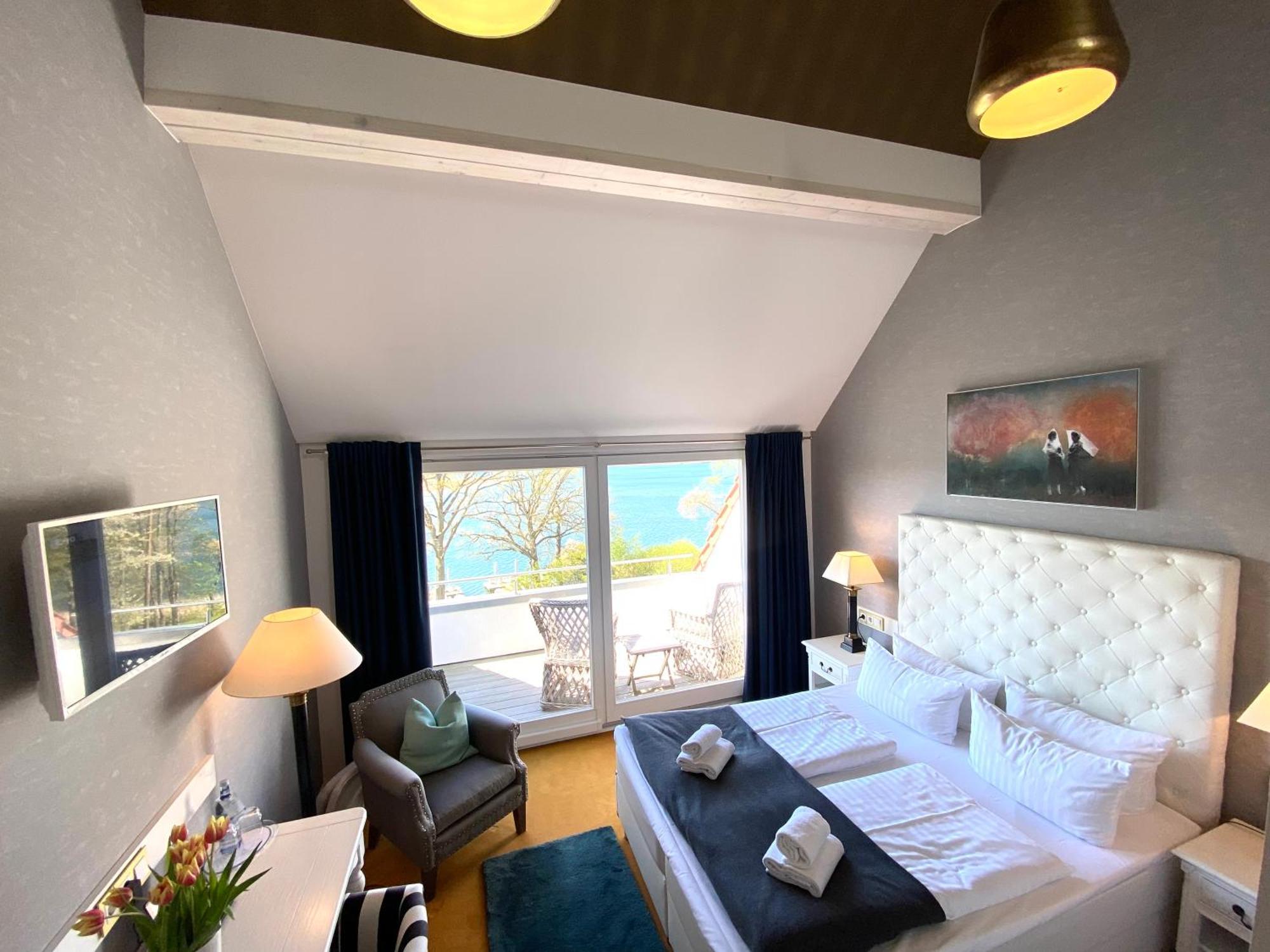 Seehotel Lichtenberg エクステリア 写真