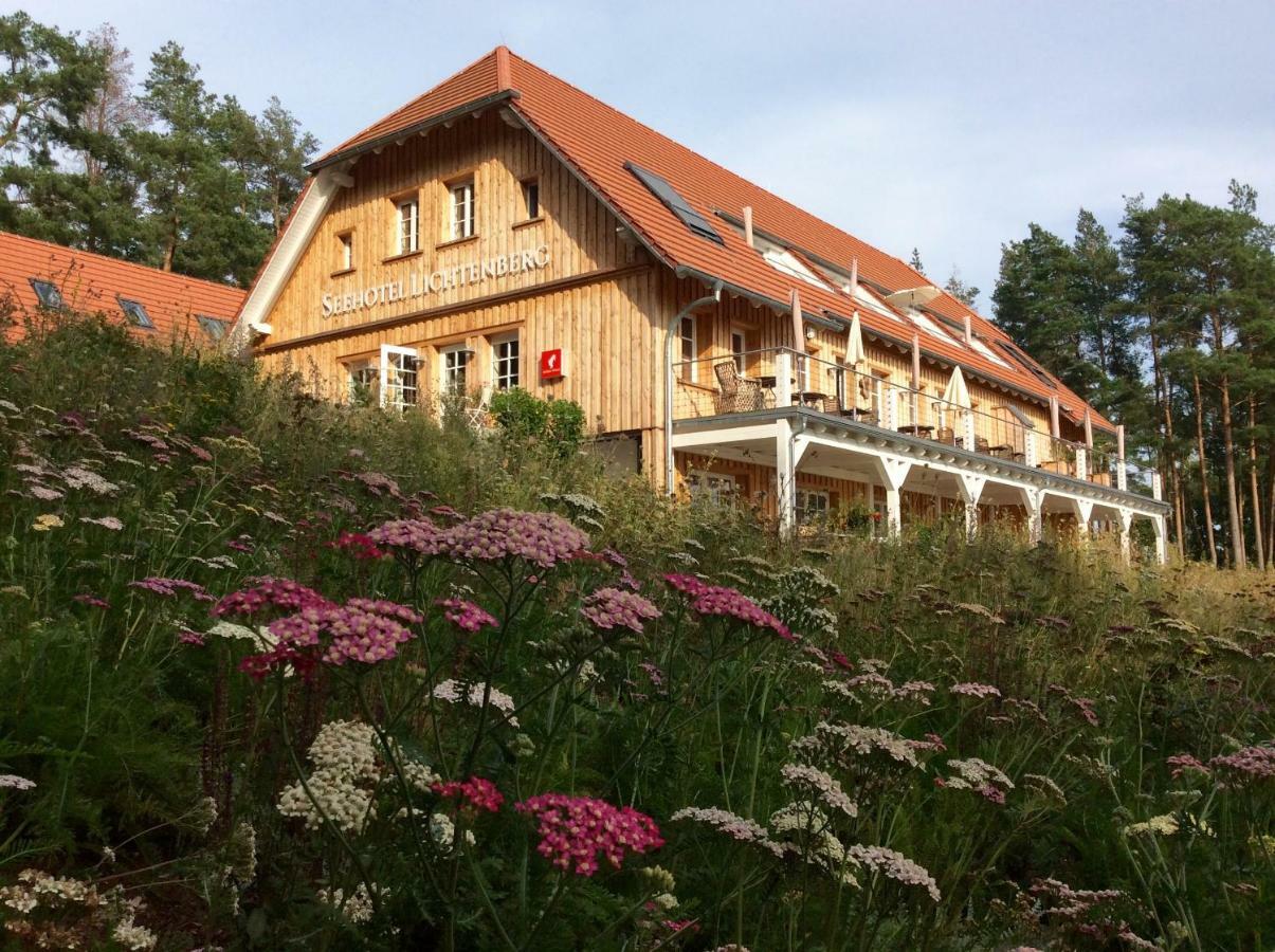 Seehotel Lichtenberg エクステリア 写真